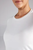 Faik Sönmez Minimalist Yuvarlak Yaka Kısa Kol Kadın Tişört - Günlük - 11