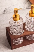 Snippy Bella - Yüksek Ahşap Stantlı 2'li Cam Sıvı Sabun Bulaşık Deterjanı Şişesi Sabunluk 250 ml - 4