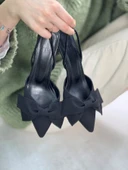 Günlük Kadın Siyah Ayakkabı Fiyonk Detaylı Esnek Bantlı Sivri Burun İnce Topuklu Abiye Ayakkabı 1027 - 1