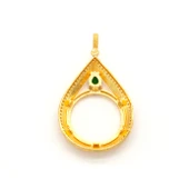 Tam Altın Çerçeveli Kolye​ Ucu Altın Kaplama İşlemeli TGR-593 - 2