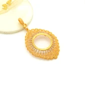 Yarım Altın Çerçeveli Kolye Ucu Altın Kaplama İşlemeli TGR-671 - 3