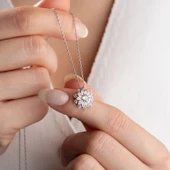 Vaoov 925 Ayar Gümüş Pembe Taşlı Lotus Hediye Kolye thumbnail 1