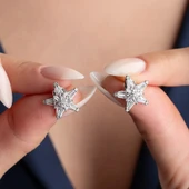 Vaoov 925 Ayar Gümüş Baget Taşlı Yıldız Küpe thumbnail 2