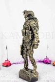 KOMANDO GÖZLÜKLÜ HEYKEL 32CM - 3