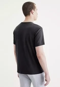 Dockers Minimalist Regular Fit Kısa Kol Erkek T-shirt - Günlük Kombinler İçin - 2