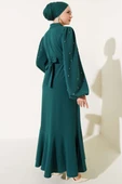 Yarım Taş Düğmeli Volanlı Elbise Zümrüt thumbnail 3