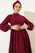 Taş Detaylı Kemerli Şifon Elbise Bordo thumbnail 2