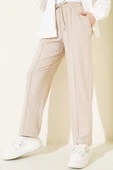 Bel Lastikli Çımalı Dar Paça Pantolon Bej thumbnail 2