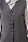 Mini Düğmeli Uzun Yelek Füme thumbnail 4