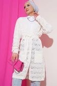 Zikzak Desenli Delikli Kuşaklı Triko Hırka Ekru thumbnail 1
