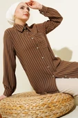 Cep Taşlı Çizgili Gömlek Kahve thumbnail 1
