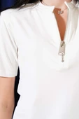 Omuz Vatkalı Yarım Fermuarlı T-shirt Ekru thumbnail 4