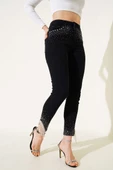Püskül Taşlı Dar Paça Kot Pantolon Siyah thumbnail 1
