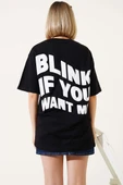 Ön ve Arka Kabartma Baskılı T-shirt Siyah - 3