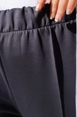 Çımalı Dar Paça Scuba Pantolon Füme thumbnail 4