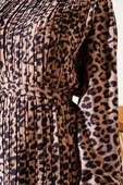 Sık Pileli Leopar Desen Saten Elbise Camel - 4
