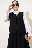 Gold Düğmeli Yelekli Etekli İkili Takım Siyah thumbnail 2