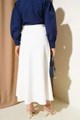 Beli Lastikli Kloş Basic Etek Beyaz thumbnail 3