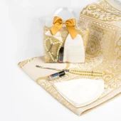 Seccade + Tesbih + Takke + Esans Hediye Seti (Çantalı Asetat Kutu, Gold) - 2