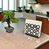 Modern Halka Tasarımıyla Zarif Sofralar: Siyah Renk Metal Peçetelik - 1