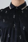Erkek Yakası Çıt Çıt ve Fermuar Detaylı, Desenli Polo Yaka T-shirt - 8
