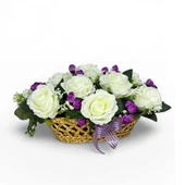Nettenevime Yapay Çiçek Aranjmanı Sepettte Beyaz Gül Ve Mor Tomurcuklu Aranjmanı Çiçek Sepeti thumbnail 1