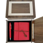 Özel Ahşap Kutulu Kırmızı Deri Defter ve Kalem Set - 1