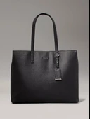Calvin Klein Minimalist Tote Çanta - Günlük Kullanım için İdeal Deri Çanta - 1