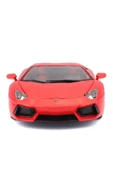 Lamborghini Aventador LP700-4 Model Araba: 1:18 Ölçekte Hız ve Zarafet Bir Arada! - 7