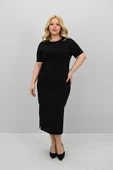 Kadın Büyük Beden Kısa Kollu Yırtmaç Detaylı Basic Elbise 5309-25 - 4