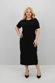 Kadın Büyük Beden Kısa Kollu Yırtmaç Detaylı Basic Elbise 5309-25 - 3
