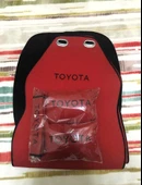 TOYOTA Nakışlı Ön İkili Oto Koltuk Minderi 2 Adet Boyun Yastığı 2 Adet Kemer Pedi KIRMIZI - 2