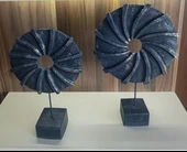 kırılmaz polyester,SİYAH RENK halka pervane figürlü biblo thumbnail 2