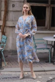 Dipmoda kadın mavi kruvaze yaka çiçek desenli midi elbise DPRSSN29 thumbnail 1
