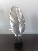 beyaz renk kırılmaz polyester,tüy desenli kaideli biblo thumbnail 8