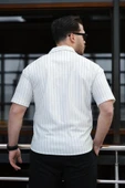 Apaş Yaka Krep Kumaş Çizgili Yarım Oversize Erkek Gömlek - Beyaz - 4