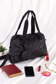 Orijinal Kadın Geniş Hacimli Konfor Modeli Fermuarlı Kapitoneli Cüzdanlı Tote Shopper Kol Çantası thumbnail 1