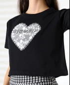 Kadın Kalp Dantel Detaylı Taşlı Crop T-shirt - 3