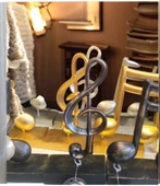 kırılmaz polyester,SİYAH RENKnota desenli biblo thumbnail 2