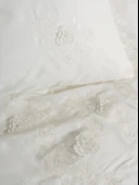 Cotton Box 3D Nakışlı Çift Kişilik Saten Nevresim Takımı Chic Ekru thumbnail 3