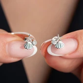 Vaoov 925 Ayar Gümüş İstiridye Kabuğu ve Deniz Yıldızı Küpe thumbnail 2