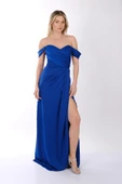 DORİDORCA Düşük Omuz Kayık Yaka Drape Detaylı Saten Abiye Elbise - 8