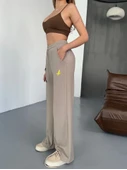 Osy Modal Yumuşak Dokulu Kumaş Nakış Işlemeli Rahat Bol Paça Eşofman Pantalon - Bej - 1