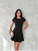 Kısa Kollu Mini Elbise - Siyah - 4