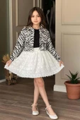 Kız Çocuk Bisiklet Yaka Penye T-shirt Zebra Desenli Jean Ceket Üzeri Kırçıllı Beyaz Etekli Takım - 3
