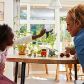 LEGO 76963 Jurassic World Yavru Dinozor Kurtarma Merkezi 76963 thumbnail 9