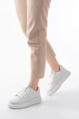 Beyaz Gümüş Bağcıklı Dikişli Günlük Spor Ayakkabı - 1