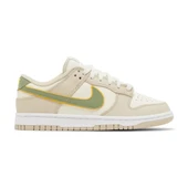 Dunk Low Pale Ivory Oil Green thumbnail 1