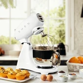 Smeg SMF03WHEU Retro 4.8 Litre Beyaz Stand Mikser thumbnail 4