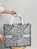 CHRISTIAN DIOR BİG NEW MODEL SIZE 31/41 CM (2) - 1